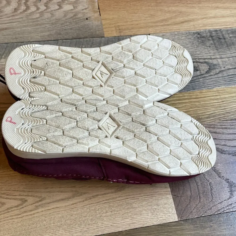 Sperry Men's 6.5 Burgundy Quilted Slip On Boat Shoes